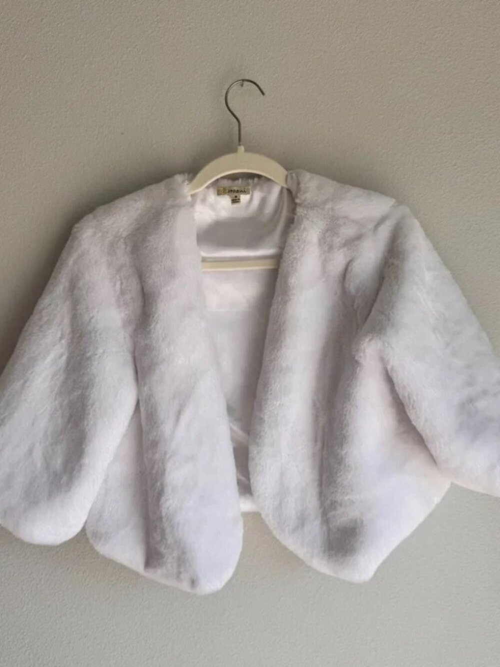 Haani Faux Fur Jacket – Size M
